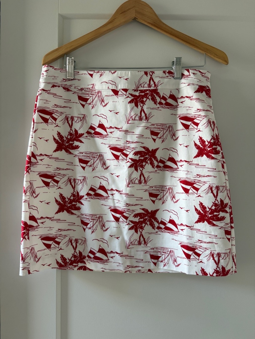 Talbots White Mini Skirt with Red Tropical Print